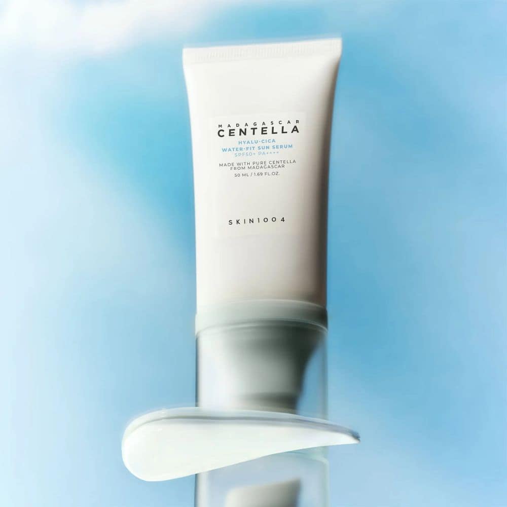 Skin1004 Hyalu-Cica Water-Fit Sun Serum (2)