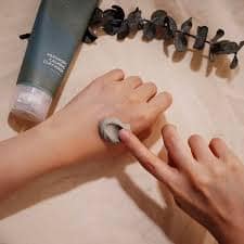 Isntree Mugwort Calming Clay Mask 1