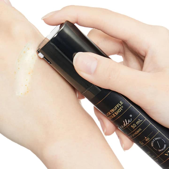 Vt Black Truffle Reedle Shot 700 Siyah Truf Ozlu Guclu Cilt Yenileyici Ampul 50mlvt Cosmeticsvionine 7965905