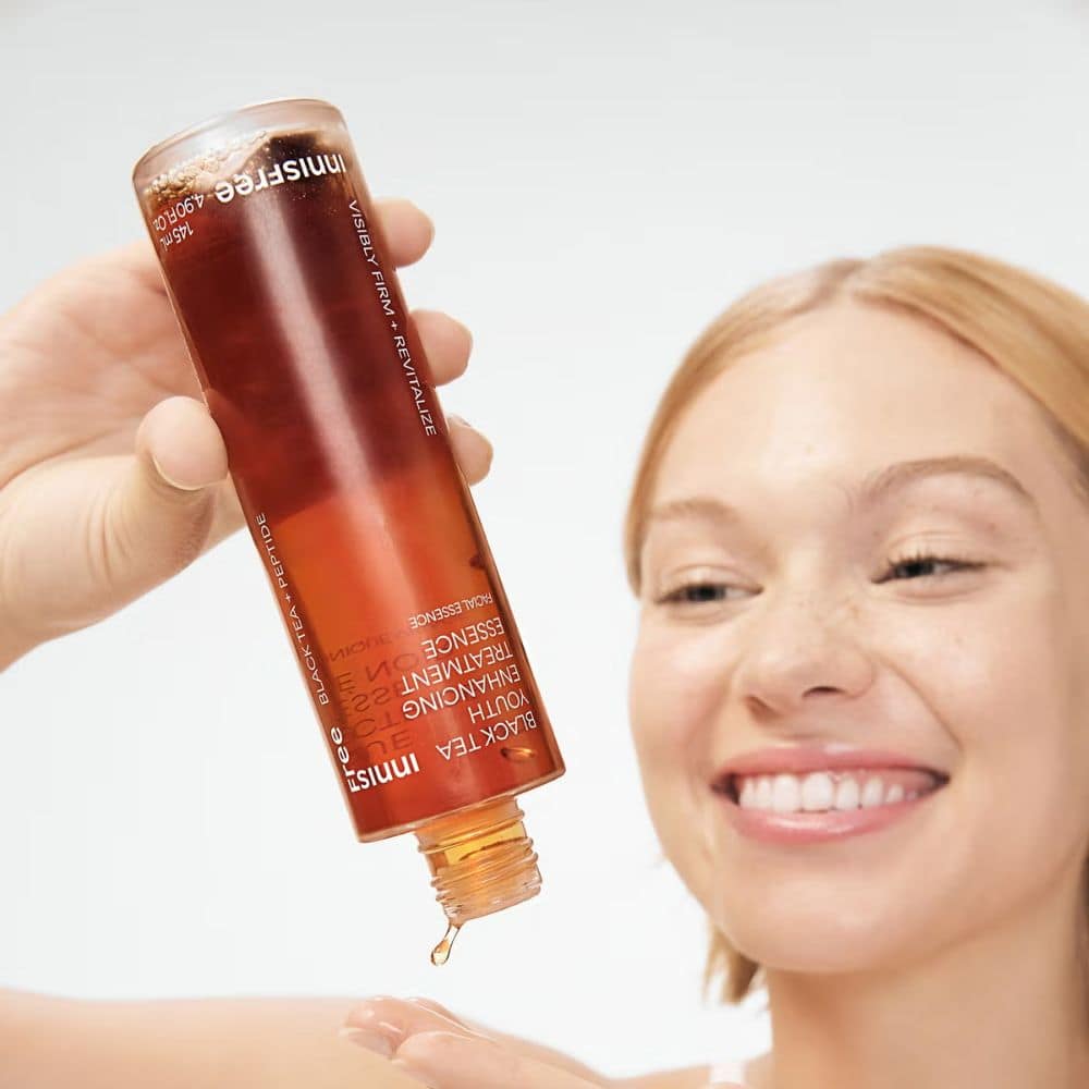Innisfree Black Tea Youth Enhancing Treatment Essence
